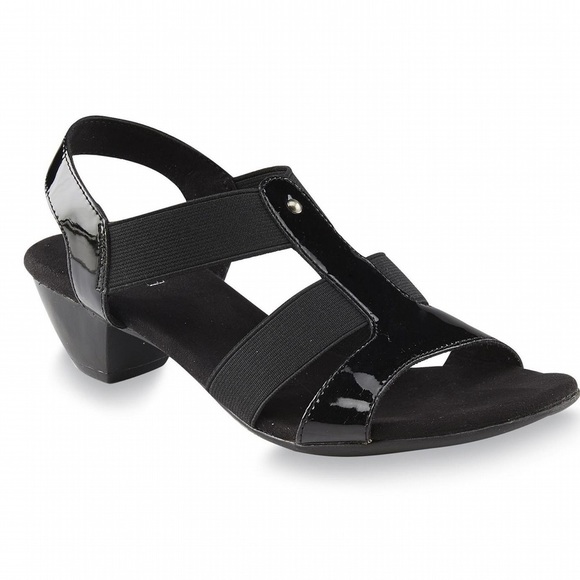 black stretch sandals